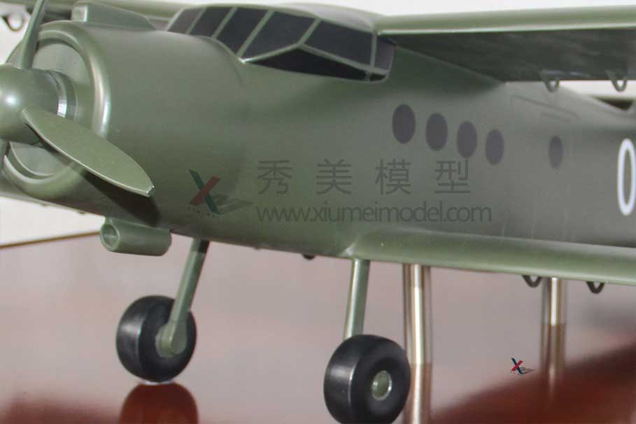 安-2運輸機（軍綠）